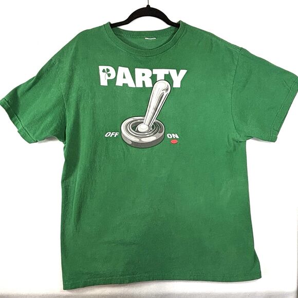 Vintage Party On Gamer Joy Stick Green T Shirt Faded Y2K St. Patrick Day - Picture 1 of 11